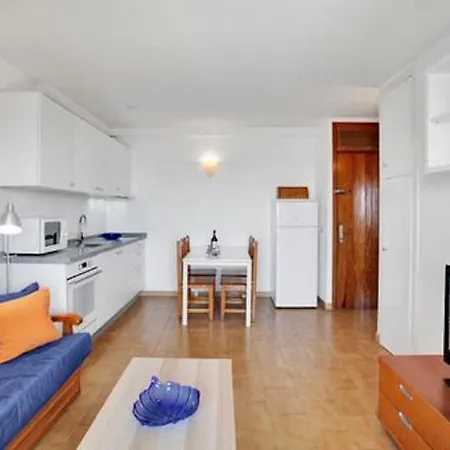 Costa Isora Frontline & Pool By Paramount Holidays