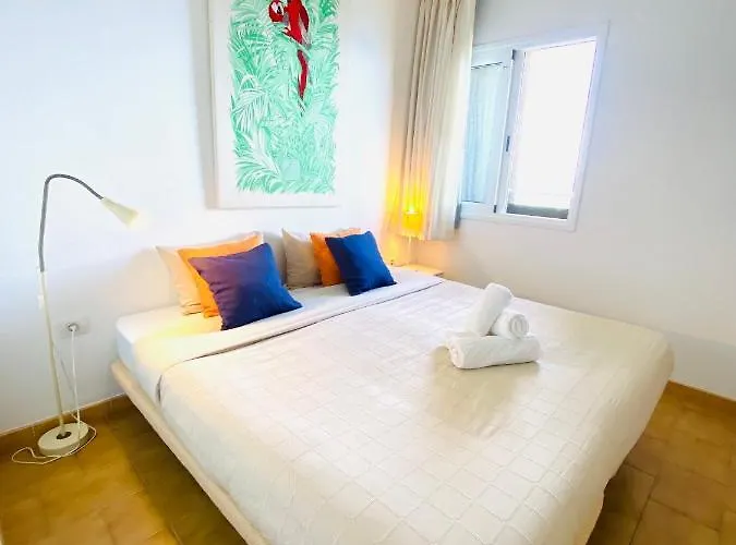 Costa Isora Frontline & Pool By Paramount Holidays *