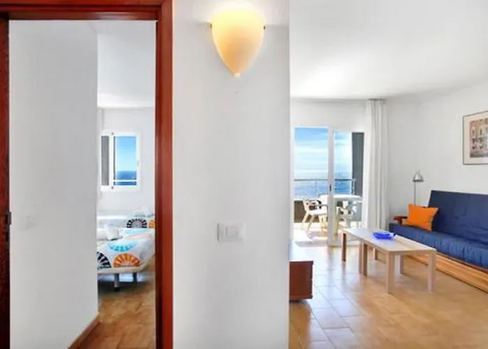 Costa Isora Frontline & Pool By Paramount Holidays Puerto de Santiago (Tenerife)